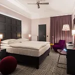 호텔 The Midtown 4*