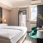The Midtown 4*