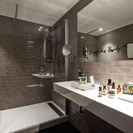 The Midtown Hotell Köln