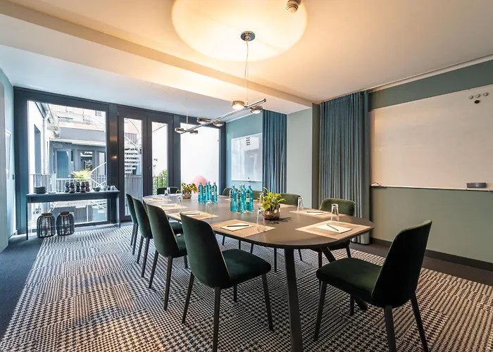 Hotel The Midtown 4*