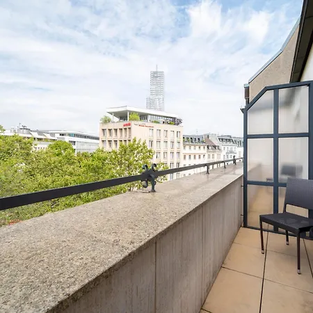 The Midtown 4* Cologne