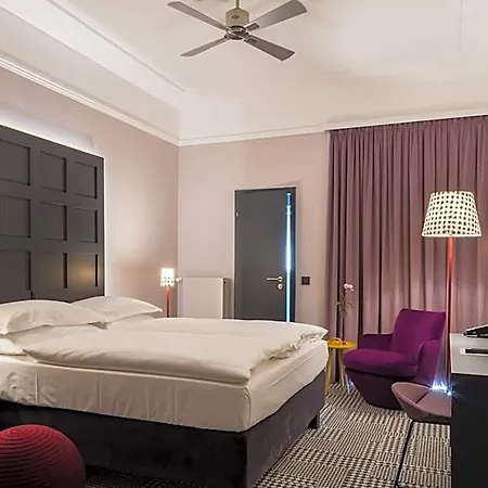 The Midtown 4*