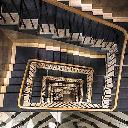 The Midtown فندق