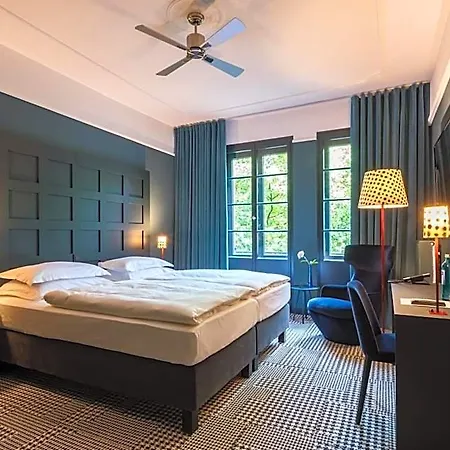 The Midtown 4*