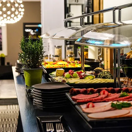 The Midtown 4* Köln